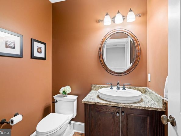 2215 King Place NW, Washington DC 20007