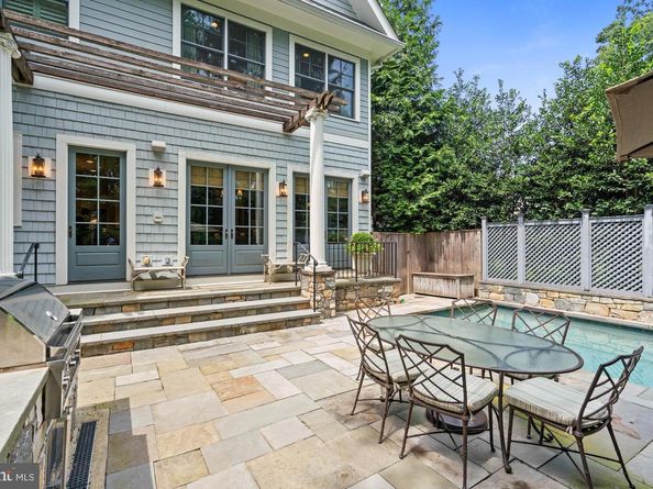2215 King Place NW, Washington DC 20007