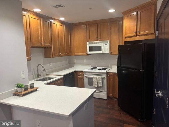 3625 10TH Street N 101, Arlington VA 22201