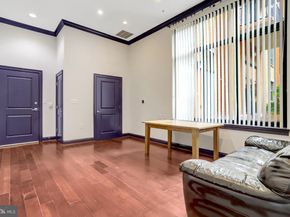3625 10TH Street N 101, Arlington VA 22201