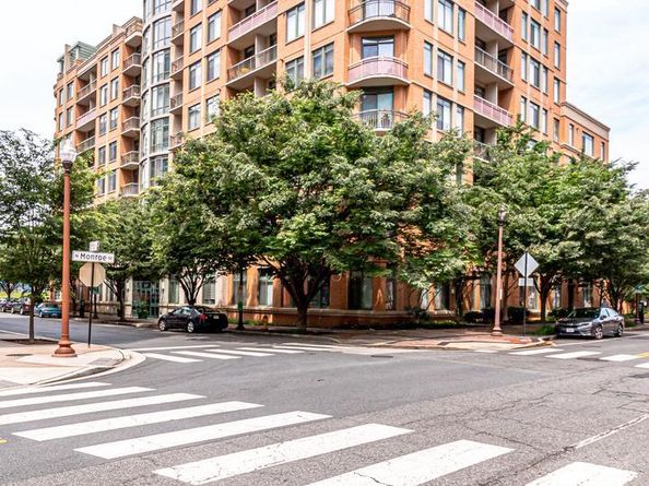 3625 10TH Street N 101, Arlington VA 22201