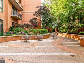 3625 10TH Street N 101, Arlington VA 22201