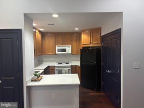 3625 10TH Street N 101, Arlington VA 22201