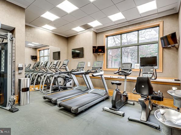 3625 10TH Street N 101, Arlington VA 22201