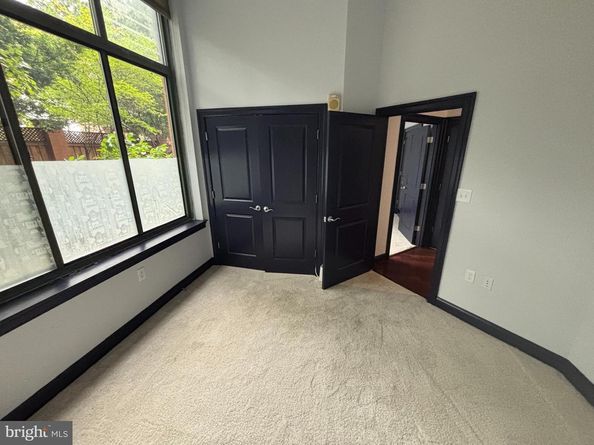 3625 10TH Street N 101, Arlington VA 22201