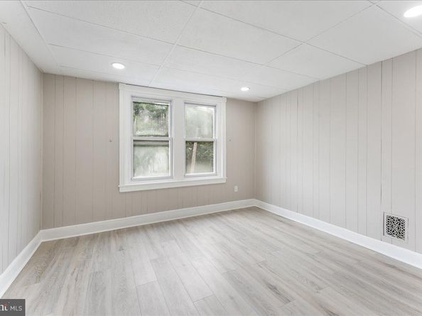 100 W Sharpnack Street, Philadelphia PA 19119