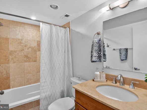 1323 K Street SE 203, Washington DC 20003
