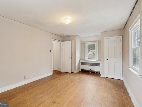 5015 Smithfield Road, Drexel Hill PA 19026
