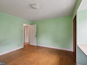 5015 Smithfield Road, Drexel Hill PA 19026