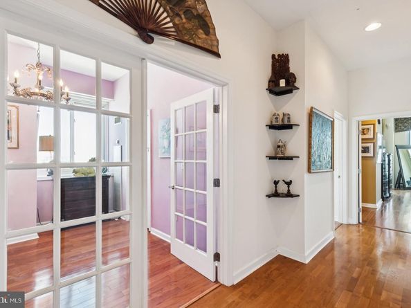 901 N Penn Street F2004, Philadelphia PA 19123