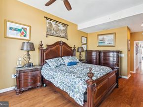 901 N Penn Street F2004, Philadelphia PA 19123