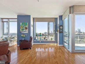 901 N Penn Street F2004, Philadelphia PA 19123