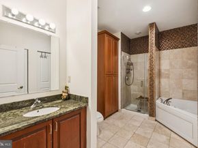 901 N Penn Street F2004, Philadelphia PA 19123