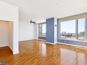901 N Penn Street F2004, Philadelphia PA 19123