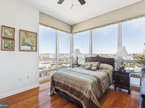 901 N Penn Street F2004, Philadelphia PA 19123