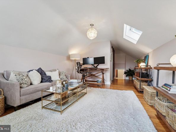 131 Brookmead Road, Wayne PA 19087