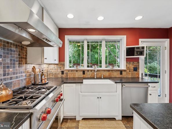 131 Brookmead Road, Wayne PA 19087