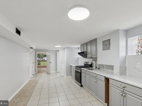 9782 Clark Street, Philadelphia PA 19115