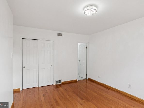 9782 Clark Street, Philadelphia PA 19115