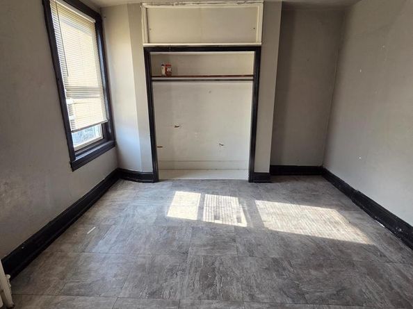 400 N Redfield Street, Philadelphia PA 19151