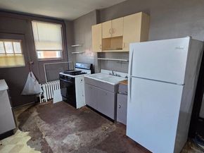 400 N Redfield Street, Philadelphia PA 19151