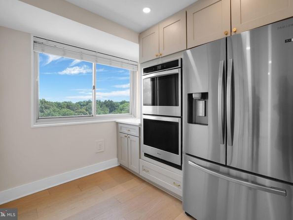 2500 N Van Dorn Street 1002, Alexandria VA 22302