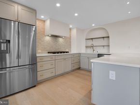 2500 N Van Dorn Street 1002, Alexandria VA 22302