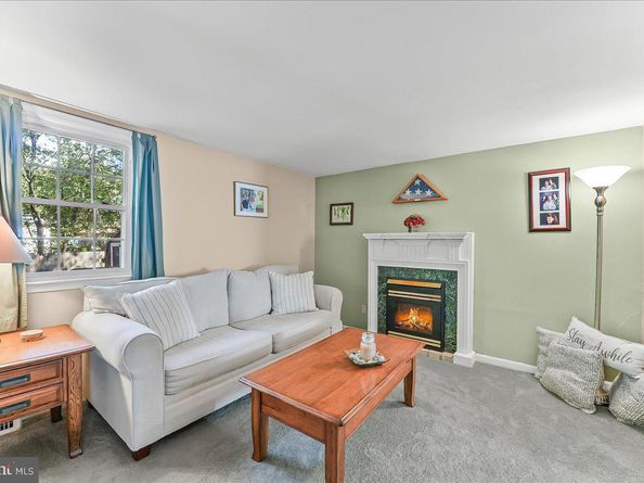 243 Rambling Way, Springfield PA 19064
