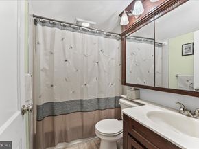 243 Rambling Way, Springfield PA 19064