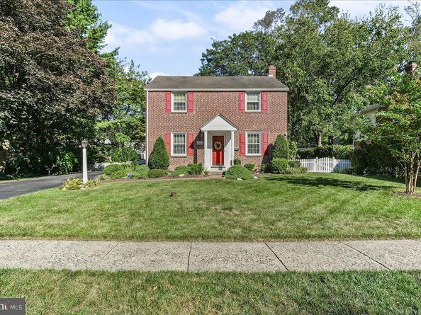 243 Rambling Way, Springfield PA 19064