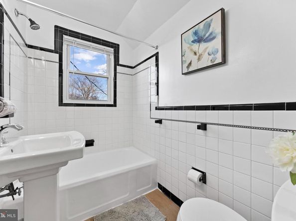 31 Mcdonald Place NE, Washington DC 20011