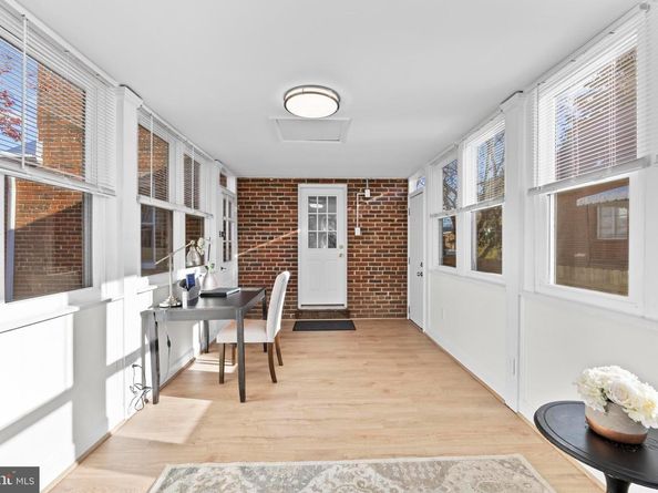 31 Mcdonald Place NE, Washington DC 20011