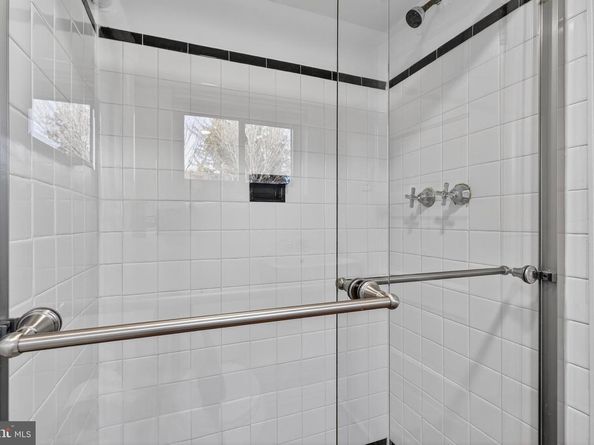 31 Mcdonald Place NE, Washington DC 20011