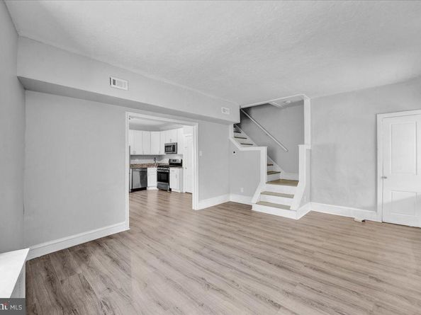 4531 Mitchell Street, Philadelphia PA 19128