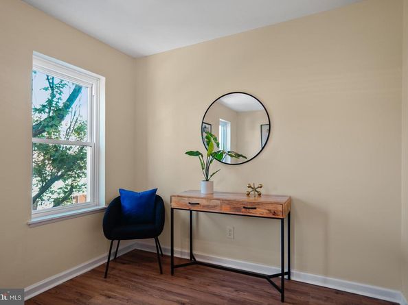 1711 N Lindenwood Street, Philadelphia PA 19131