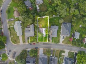 7421 Howard Court, Falls Church VA 22043