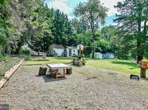 7421 Howard Court, Falls Church VA 22043