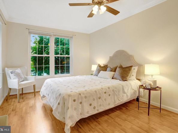 245 S Pickett Street 102, Alexandria VA 22304