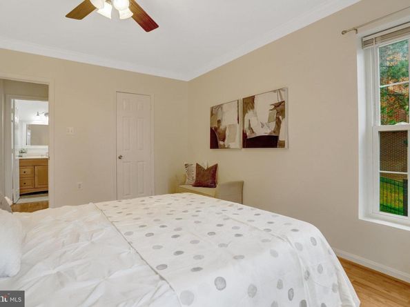 245 S Pickett Street 102, Alexandria VA 22304