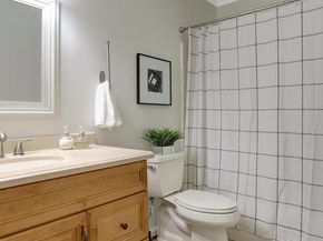 245 S Pickett Street 102, Alexandria VA 22304