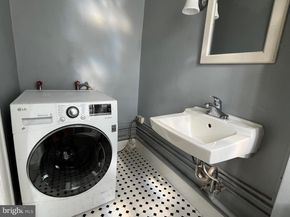 6146 Wayne Avenue 3, Philadelphia PA 19144
