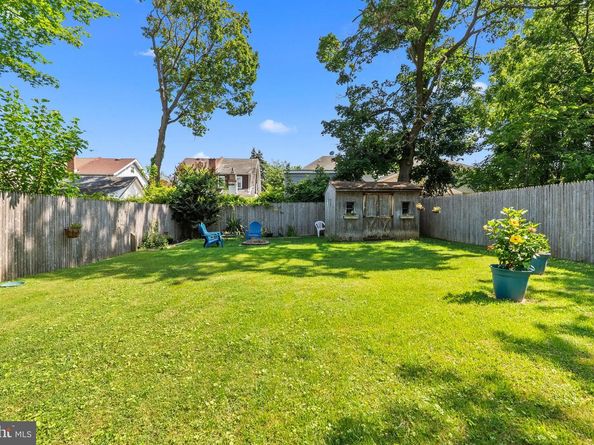 613 Poquessing Avenue, Philadelphia PA 19116