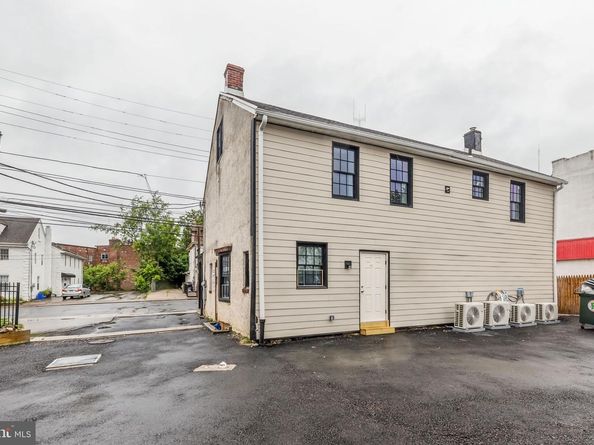 7041 Ridge Avenue, Philadelphia PA 19128
