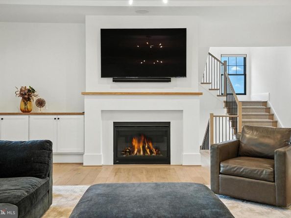 1111 Ingleside Avenue, Mclean VA 22101
