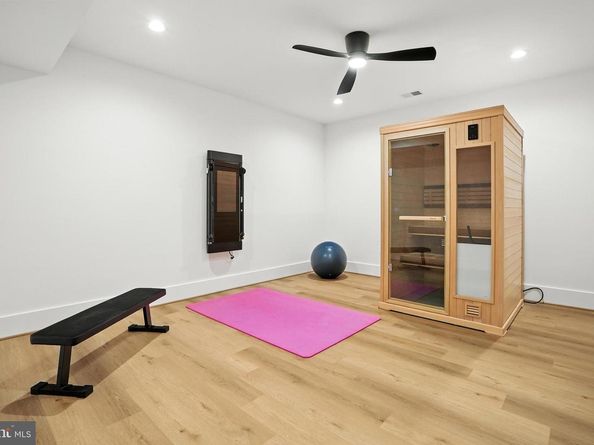 1111 Ingleside Avenue, Mclean VA 22101