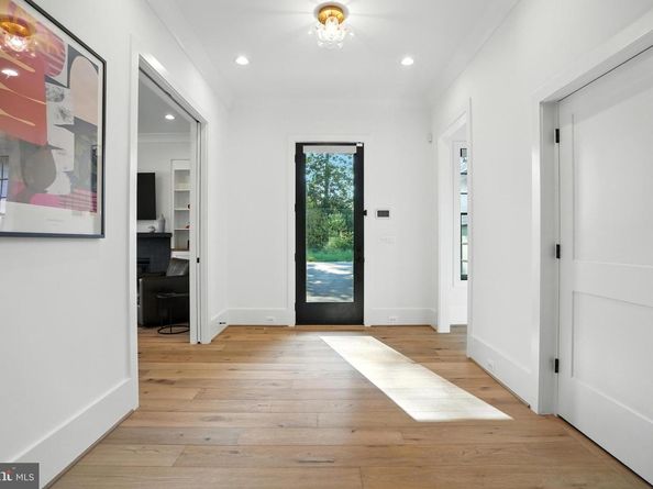 1111 Ingleside Avenue, Mclean VA 22101