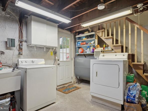 2551 Brookdale Avenue, Abington PA 19001