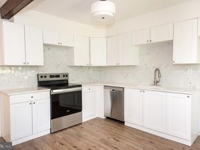 12 Farmington Place, Newtown PA 18940
