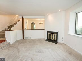 12 Farmington Place, Newtown PA 18940