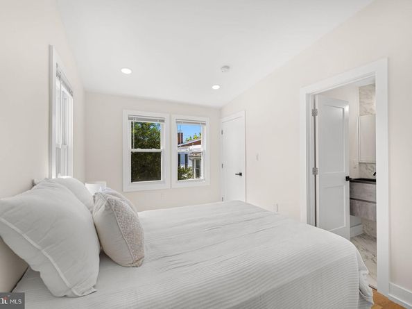 310 S Alfred Street, Alexandria VA 22314